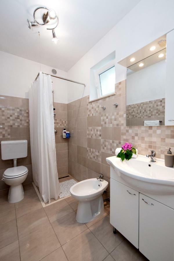 Apartment Mediteraneo Opatija Ngoại thất bức ảnh
